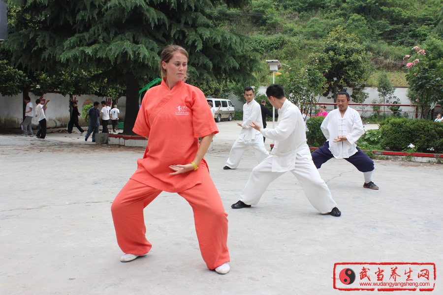 �䮔(d��ng)ɽ�������g(sh��)Ժ�W(xu��)�T�ճ��W(xu��)��(x��)����